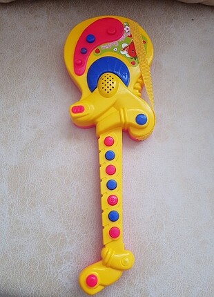 Şarkı söyleyen gitar