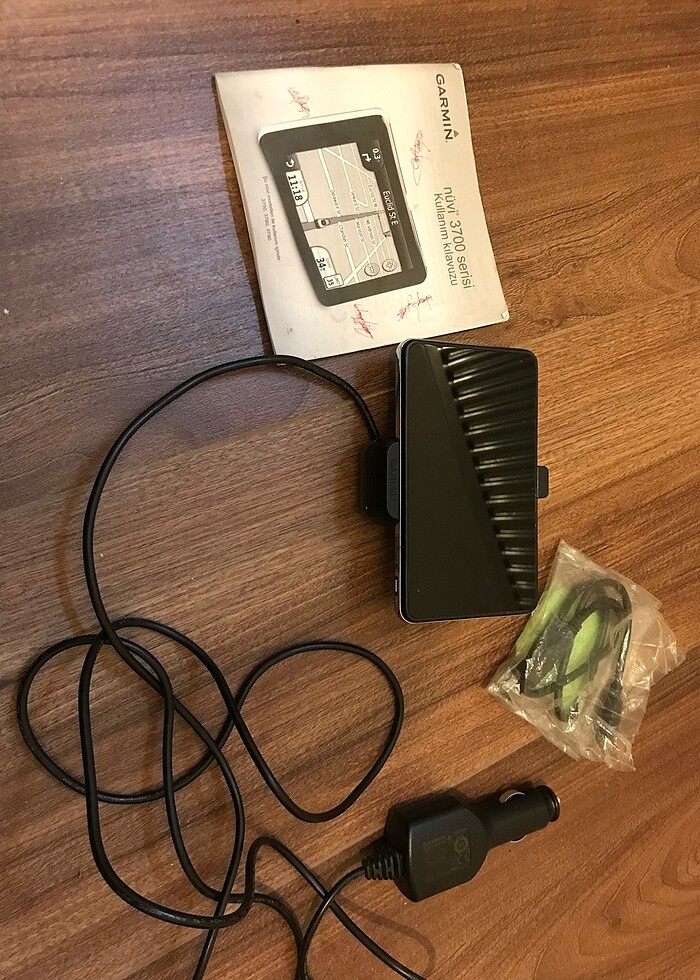 Garmin Nüvi 3760 navigasyon cihazı - Görsel 2