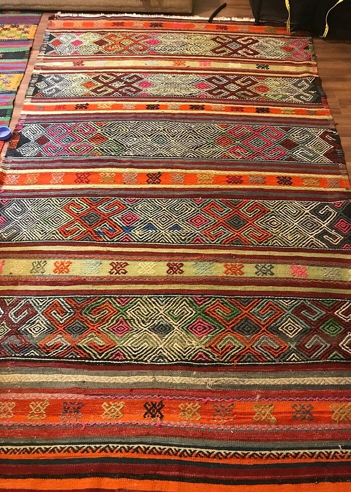 Antika Balıkesir El dokuması Yün halı - Görsel 4