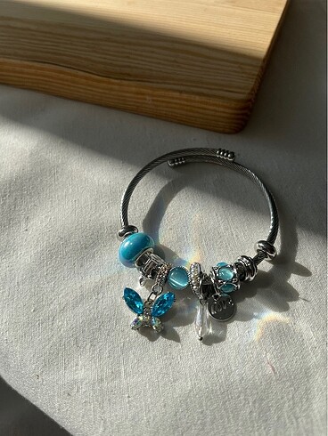 Pandora