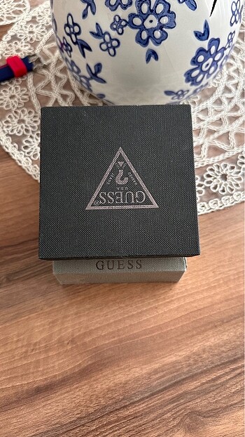 Beden altın Renk Guess saat