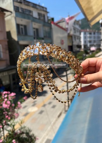  Beden Zincir Detaylı Altın Renk Gelin Tacı