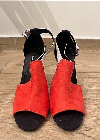 Zara Günlük ofis ayakkabısı