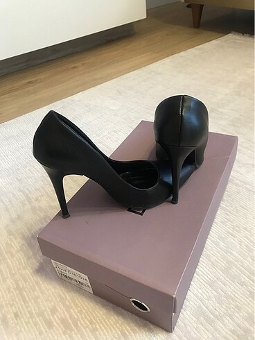 36 Beden Siyah stiletto