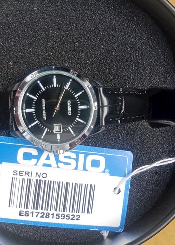 Beden Siyah Casio bayan kol saati hiç kullanılmamış 2 yıl garantili