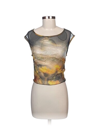 Bershka Bluz %70 İndirimli.
