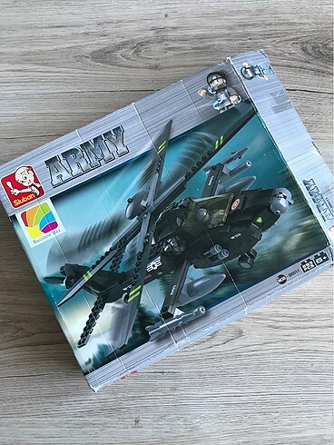 Sluban Lego savaş helikopteri