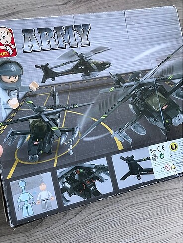 Diğer Sluban Lego savaş helikopteri