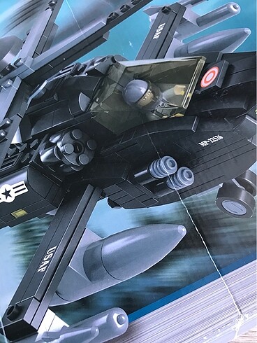  Beden Sluban Lego savaş helikopteri