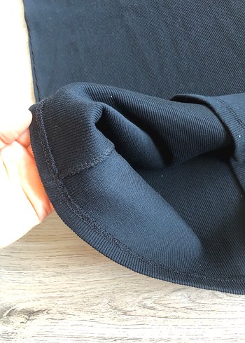 Zara Siyah Kısa Kollu Midi Boy Kadın Elbise