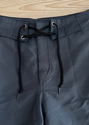 Gri Adidas deniz şortu - Görsel 4