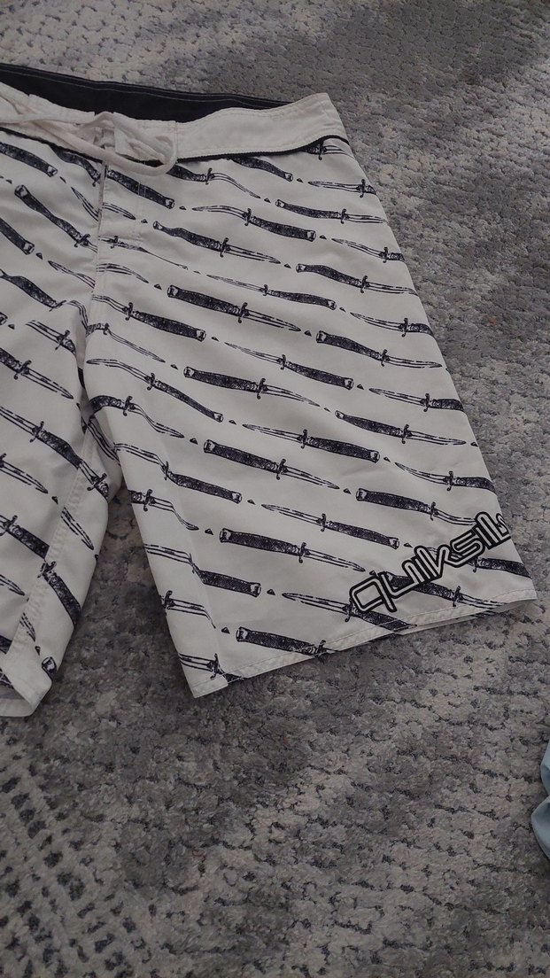 Beyaz Gri Desenli Erkek Şort - Görsel 2