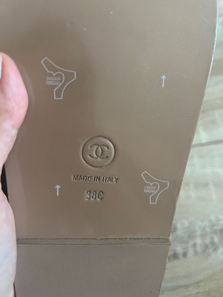 Hakiki deri Chanel sıfır sandalet - Görsel 2