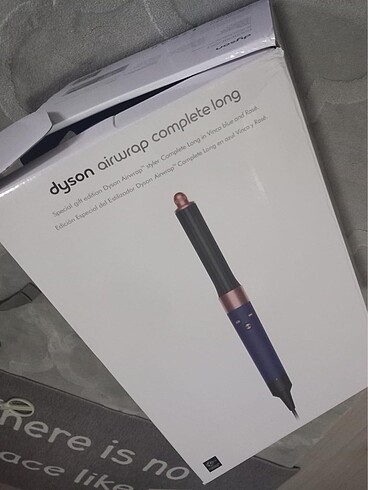 Dyson airwrap