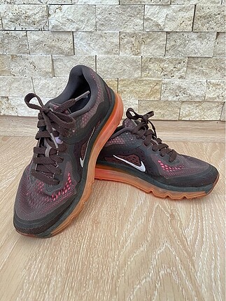 Nike spor ayakkabı
