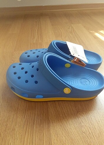 39 Beden mavi Renk Crocs terlik