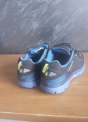36 Beden Lumberjack outdoor bot