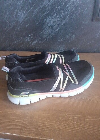 39 Beden Skechers naber bir kaç kez kullanıldı yep-yeni tertemiz