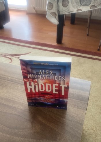 Alex Michaelides - Hiddet Roman