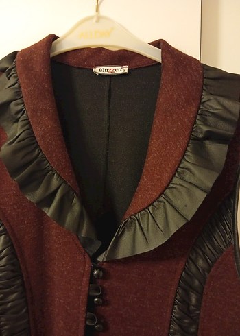 Düğmeli Bordo Uzun Gotik Kadın Yelek - Görsel 3