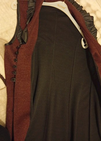 Düğmeli Bordo Uzun Gotik Kadın Yelek - Görsel 4
