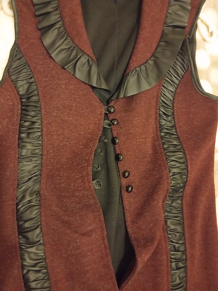 Düğmeli Bordo Uzun Gotik Kadın Yelek - Görsel 5