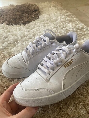 38.5 Beden Puma Beyaz Sneaker