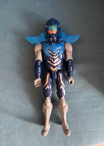 Max steel eklemli figür