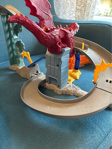 Beden Renk Hot wheels dragon destroyer oyun seti