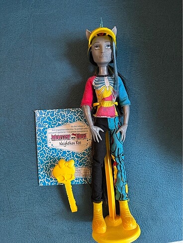  Beden Monster high neightan rot
