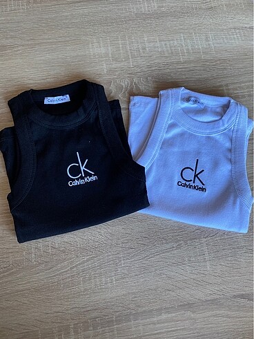 Calvin Klein Ck işlemeli body