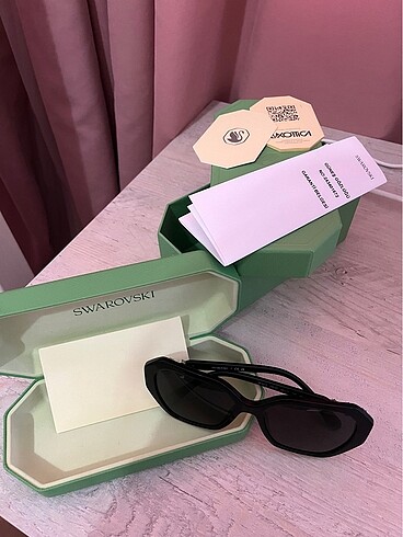 Beden Swarovski Güneş Gözlüğü