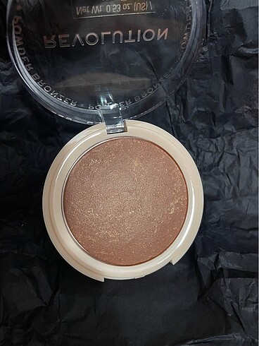 Beden Renk Revolution Reloaded Long Weekend Bronzer