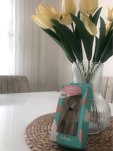 Diğer Kirpik kıvırtıcı