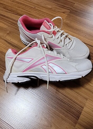 39 Beden reebok kadın ayakkabı