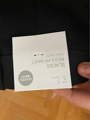 40 Beden siyah Renk Özel Satış..H&M kumaş pantolon