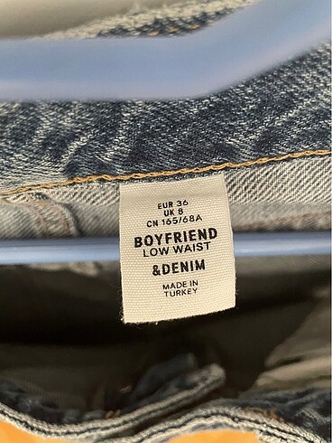 s Beden Boyfriend Jean