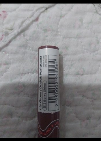 MAC lip gloss