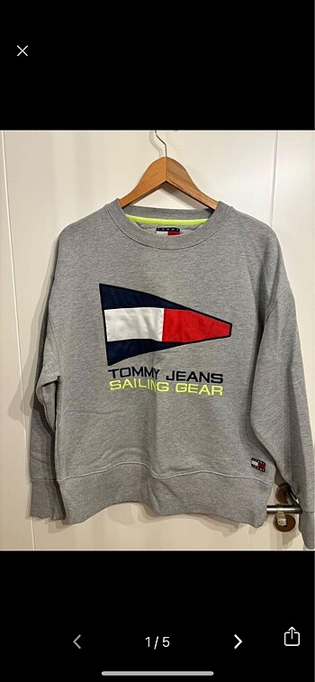 TOMMY SWEATSHIRT