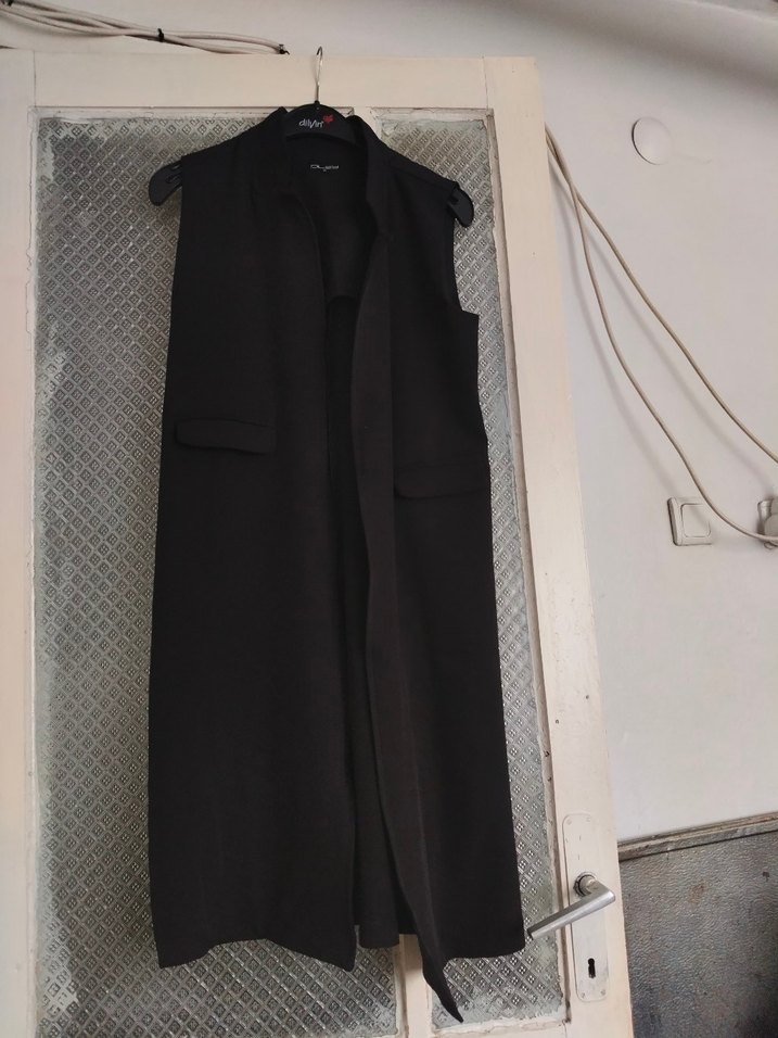 siyah uzun yelek - Görsel 4