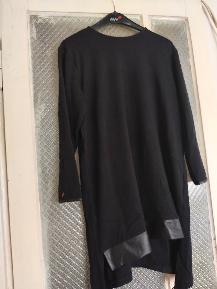 Uzun Kollu Siyah Salaş Tunik - Görsel 4