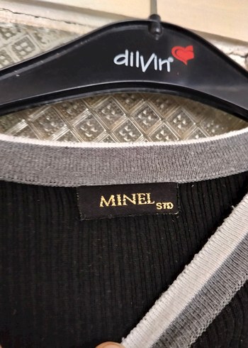 Gri Detaylı Siyah Oversize Triko Kazak - Görsel 5