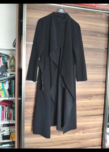 Kadın Siyah Uzun Drapeli Kaban - Görsel 2