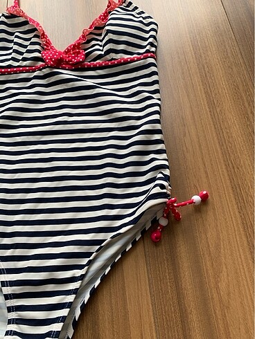 LC Waikiki Kız çocuk mayo