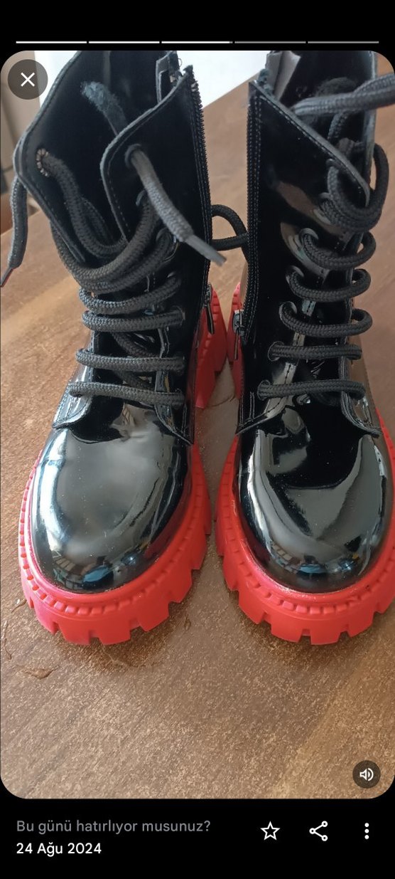 Kırmızı Rugan Tabanlı Gotik Kadın Bot - Görsel 2