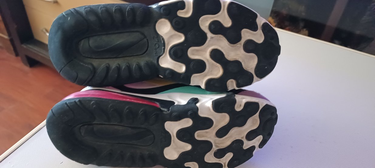 Nike Çok Renkli Bağcıklı Kadın Spor Ayakkabı - Görsel 5