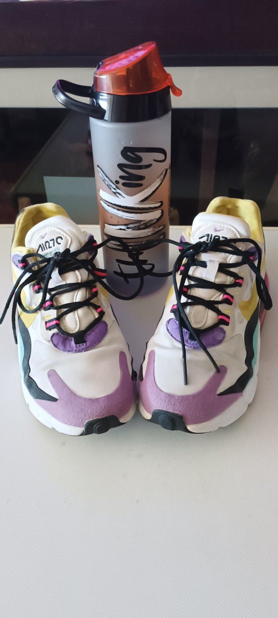 Nike Çok Renkli Bağcıklı Kadın Spor Ayakkabı - Görsel 2