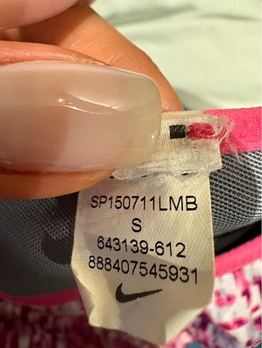 s Beden Nike spor sütyeni