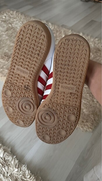 37 Beden kırmızı Renk Adidas samba orijinal
