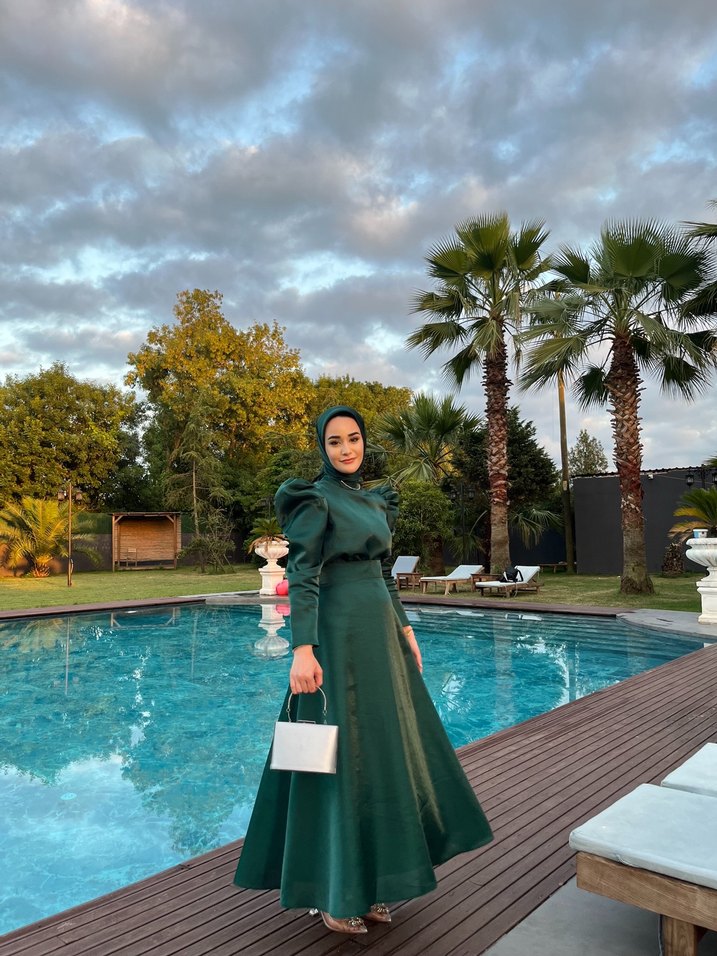 Uzun Kol Drapeli Yeşil Abiye etekli takım - Görsel 4